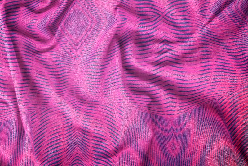 Detailed close-up preview of the healing zigzag blouse pattern.