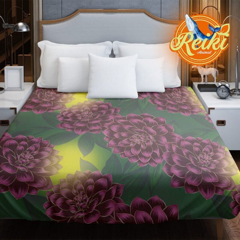 Protective bedspread, easy to clean from fur and hair. Flowersoul pattern, in addition to protection, it is colorful and adds aesthetics to the interior. Made with Animal Reiki philosophy.